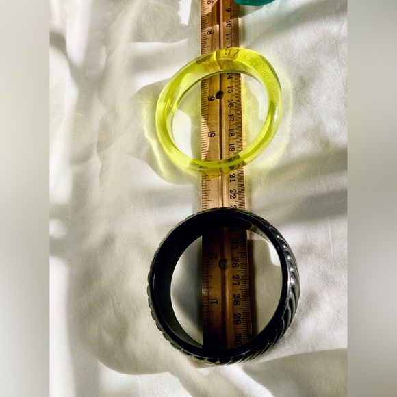 Colorful Bangle Set - Picture 4 of 8